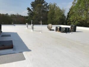 commercial roof repair contractor